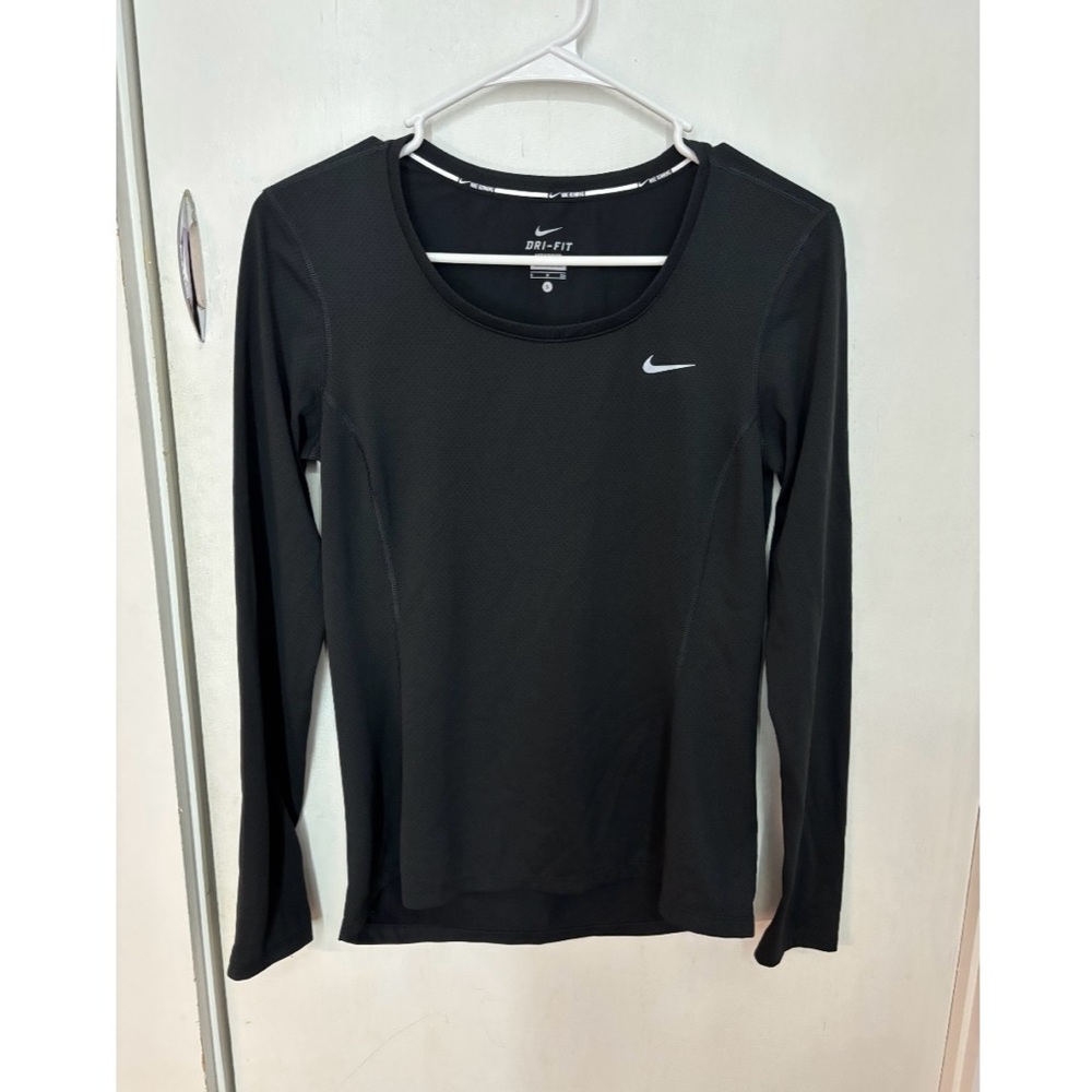 Women Nike Long Sleeve